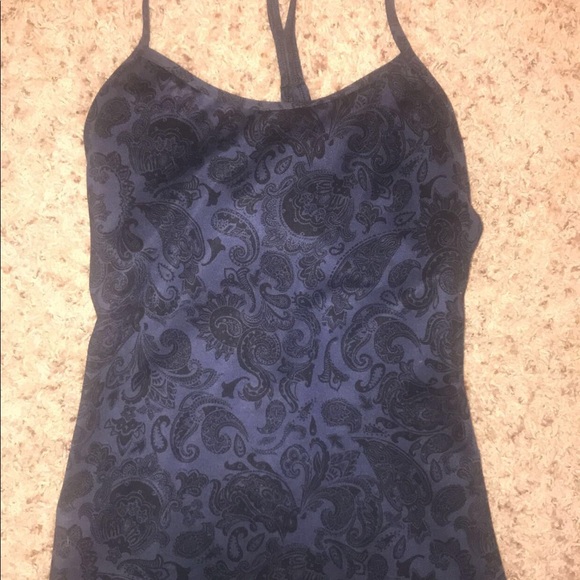 Lululemon tank - Picture 2 of 2